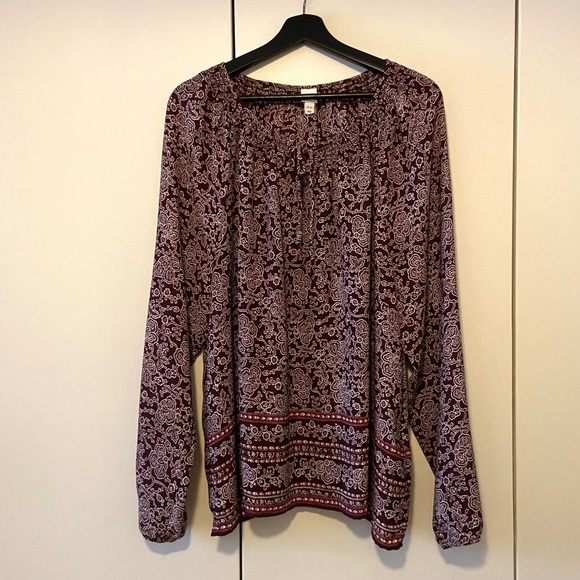 Paisley blouse, v-neck with tie - Picture 1 of 6